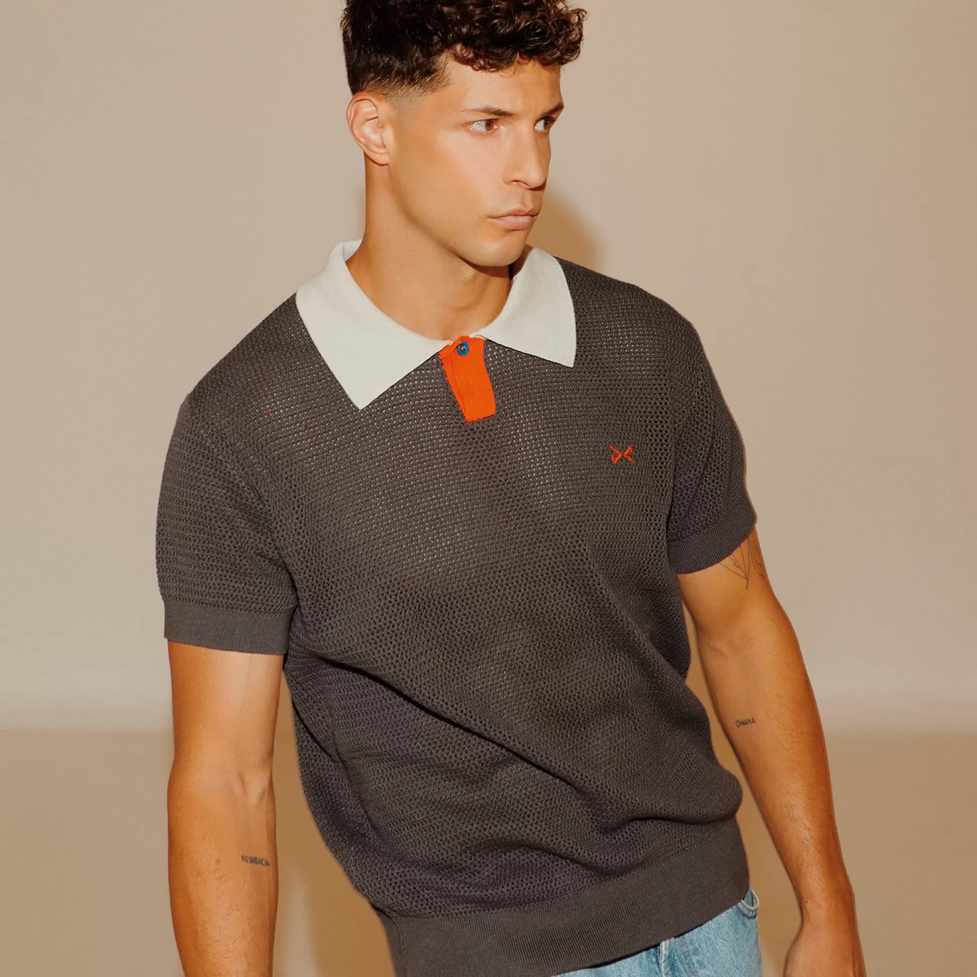 mens_short_sleeve_mesh_polo_w_button_azul_marino_3.webp Daniel Chong Men's Short Sleeve Mesh Polo w/ Button AZUL MARINO*Hombre Hombre